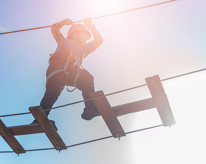 Hoch hinaus beim Kindergeburtstag: Hochseilgarten Uni Augsburg