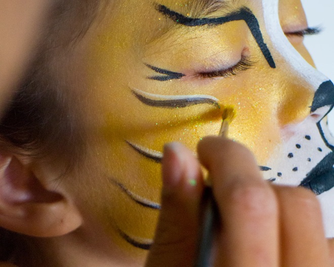 Fantasievoller Kindergeburtstag: blueflamingo Kinderschminken