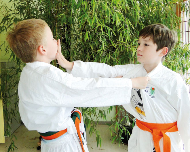 Selbstbehauptungskurse für Kinder im Dojo
