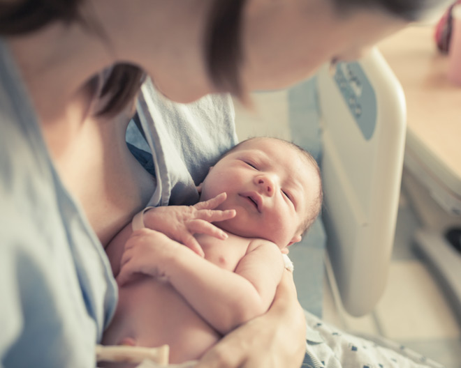 Beratung für junge Schwangere und junge Mütter: pro familia Augsburg